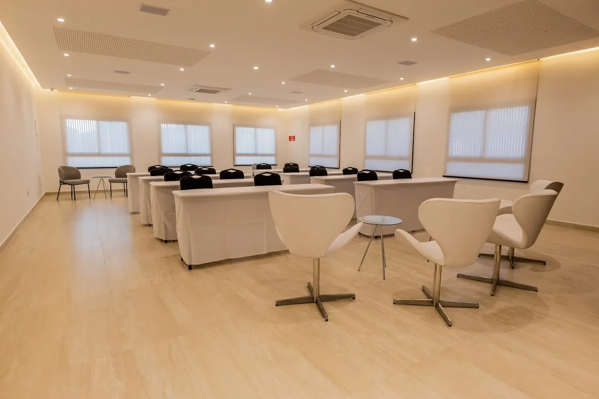 Sala de treinamento configurada na Casa Versatt